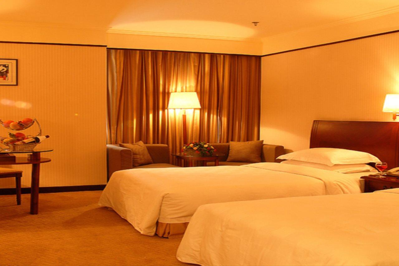 Royalty Hotel Shenzhen Dış mekan fotoğraf