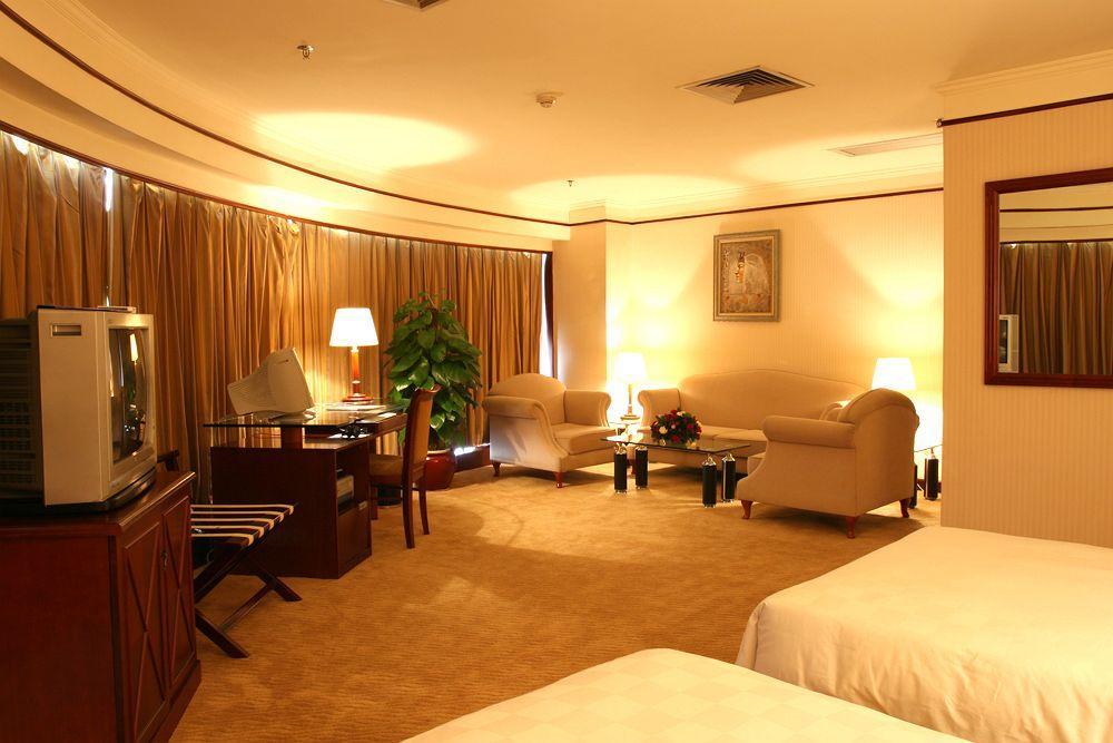 Royalty Hotel Shenzhen Dış mekan fotoğraf